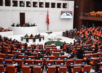 Seçim kanunu teklifi TBMM Genel Kurulunda kabul edildi