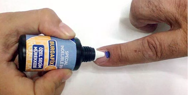 Seçmen kütüğü teklifine karşı muhalefet ‘parmak boyası’ istedi