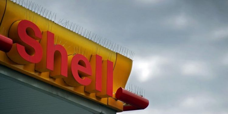 Shell, Rusya’dan varil başına 28,50 dolar indirimle petrol satın aldı