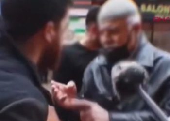 Sokak r&ouml;portajında konuştu, tutuklandı