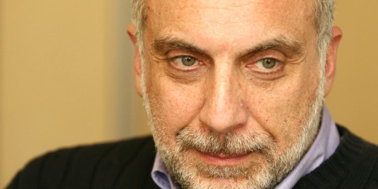 Soli Özel: ‘Manevra alanı daralıyor, Rusya’nın elinde Türkiye zarar verecek opsiyonlar var’