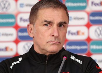 Stefan Kuntz'dan İrfan Can ve Mert Hakan eleştirilerine yanıt: Her bir oyuncuyu neden kadroya almadığımızı tek tek açıklayamayız