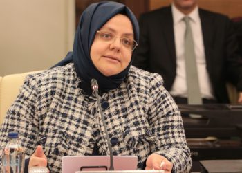 Sözcü yazarı Toker: Kardemir'in yabancı hissedarları, 39.5 bin TL huzur hakkı alan eski Bakan Selçuk'un yönetim kurulu üyeliğini istemiyor