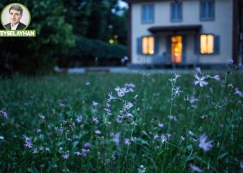 Sözler mi daha kalın Mektubât mı?