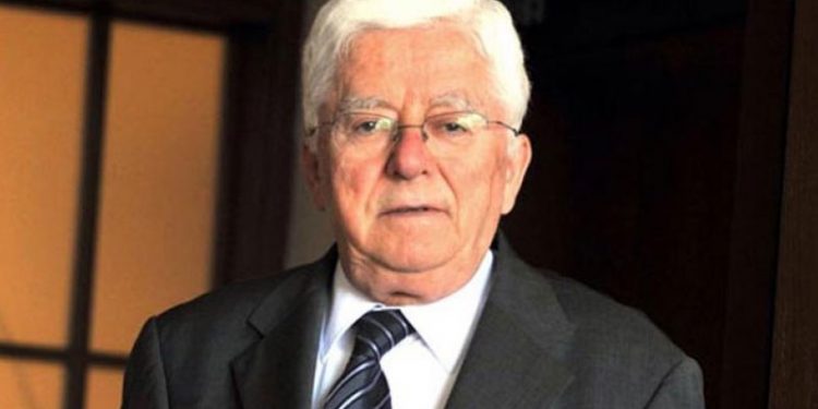 Tarhan Erdem: Seçim kanunu değil hile