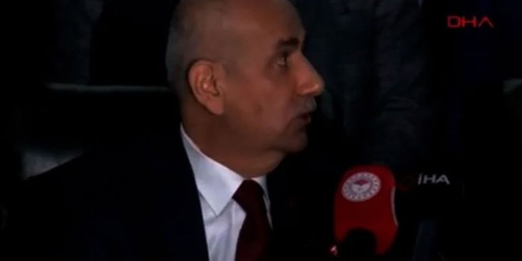 Tarım ve Orman Bakanlığı devir teslim töreninde elektrikler kesildi