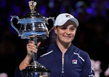 Tenisin 1 numarası Ashleigh Barty, 25 yaşında emekliliğini açıkladı