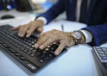 Ticaret Bakanlığı açıktan atamayla ve sözlü sınavla personel olacak