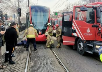 Topkapı tramvay g&uuml;zergahında intihar