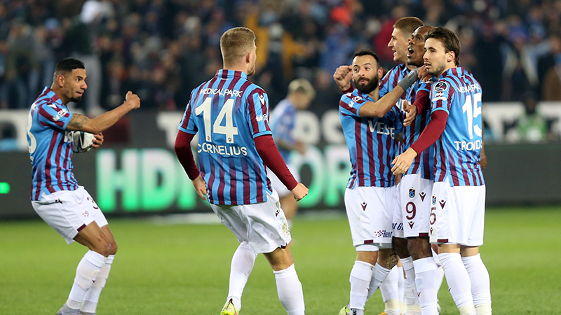 Trabzonspor 4-2 Göztepe (Maç sonucu)