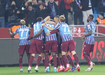 Trabzonspor, Türkiye Kupası'nda yarı finalde!