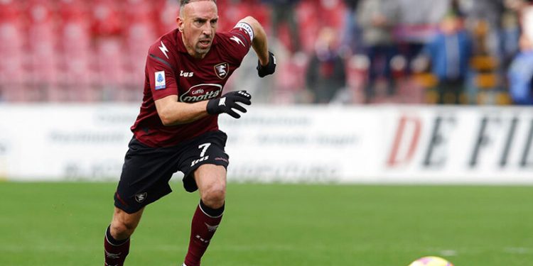 Trafik kazası geçiren Franck Ribery hastaneye kaldırıldı