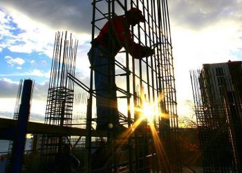 Türkiye Müteahhitler Birliği Başkanı: Ruble ile yapılan inşaat işlerinde fiyat belirsizliği oluştu