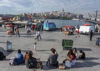 Türkiye’de milyonlarca genç ve çocuk, eğitim sisteminin dışında