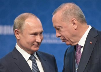 Türkiye’yi bekleyen tehlike: Tek adamlar devleti nasıl aptallaştırır?