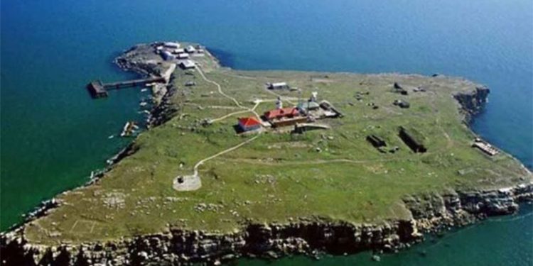 Ukrayna Donanması: Yılan Adası'ndaki 13 Ukrayna askeri hâlâ hayatta