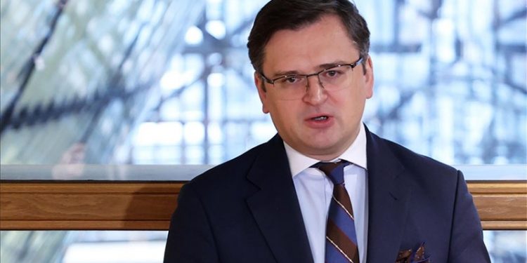 Ukrayna Dışişleri Bakanı Kuleba: Savaşı durdurana kadar Rusya'ya baskı artmalı