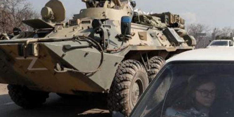 Ukrayna Rus savaş gemisini vurduğunu duyurdu