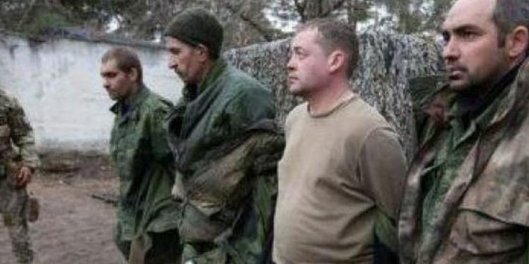 Ukrayna'da 562 Rus savaş esirinin bulunduğu bildirildi