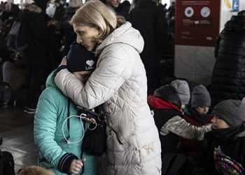 Ukrayna'da sivillerin tahliyesi için geçici ateşkes başladı