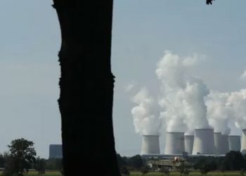 Ukrayna'daki savaş Avrupa'nın yeşil enerjiye geçişini sağlayacak mı?