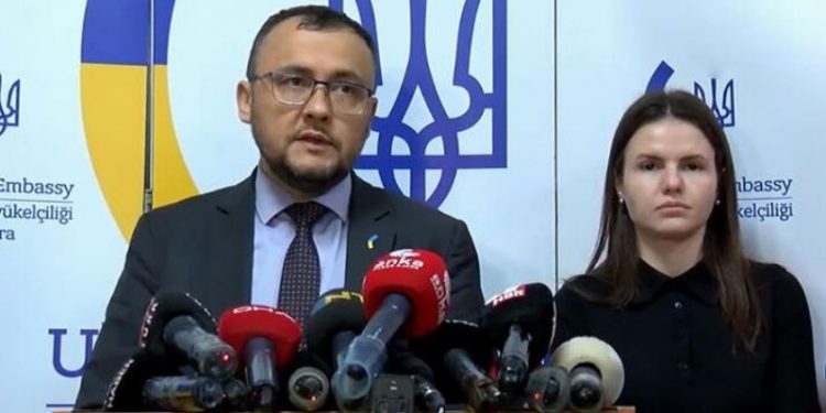 Ukrayna'nın Ankara Büyükelçisi Bodnar: Ukrayna halkına yapılan soykırımdır
