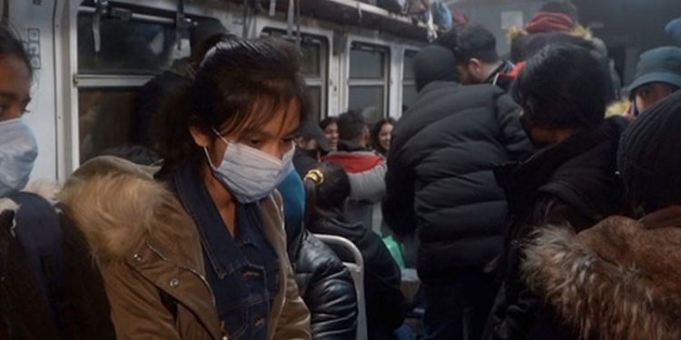 Ukrayna'nın Sumi kentinde iki haftadır bodrum katında kalan ve 'açlıktan neredeyse ölen' siviller tahliye edildi