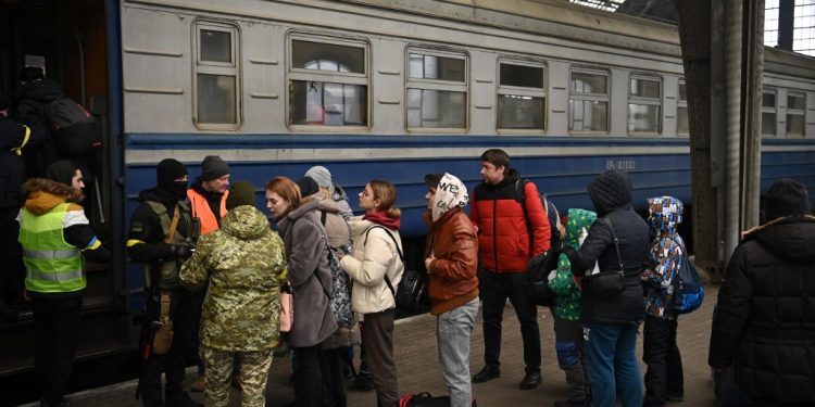 Ukrayna’da Türk öğrencilerin tahliyeleri sürüyor: Ukrayna’da kaç Türk öğrenci var?