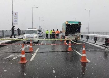 Unkapanı K&ouml;pr&uuml;s&uuml; yine trafiğe kapatıldı