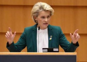 Von der Leyen: "Hukukun ve silahların üstünlüğü arasında bir savaş"