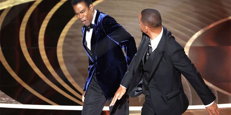 Will Smith'ten Chris Rock'a 'tokat' özrü: Davranışım kabul edilemez