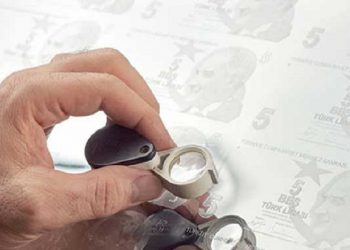 Yeni 5 TL’lik banknotlar tedavüle girdi