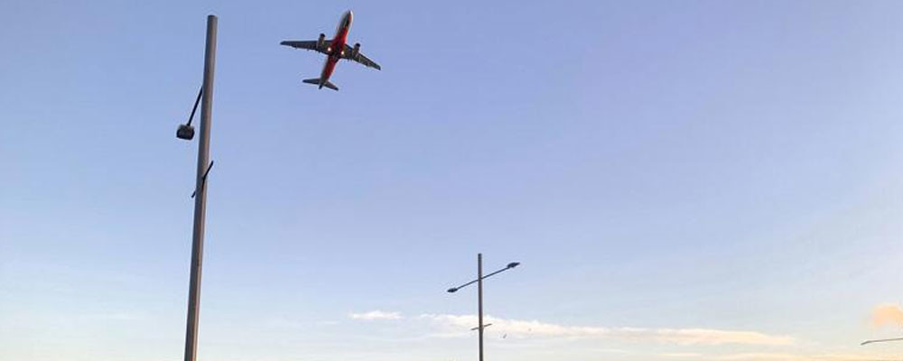 Yeni Zelanda sınırlarını ilk önce tam aşılı Avustralyalılara açacak