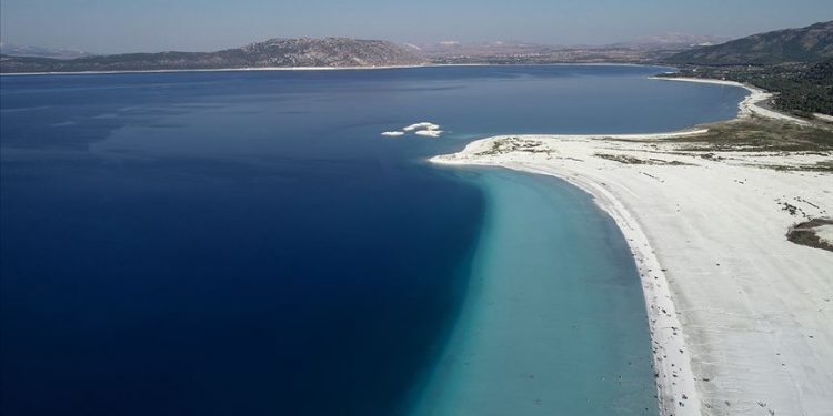 Zeytinliklerden sonra korunan alanlar da yapılaşmaya açılıyor; 'Tarihimizi parayla satmak istiyorlar'