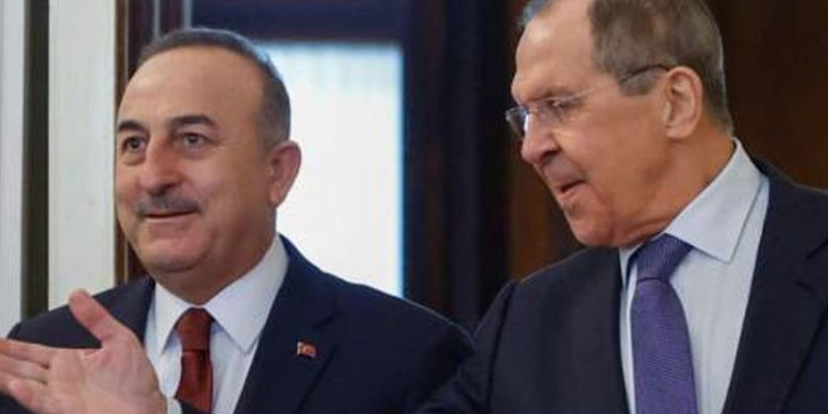 Çavuşoğlu Moskova'da Lavrov ile bir araya geldi