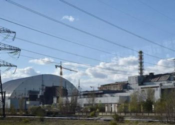 Çernobil'de sinyal koptu, Ukraynalı personeller mahsur