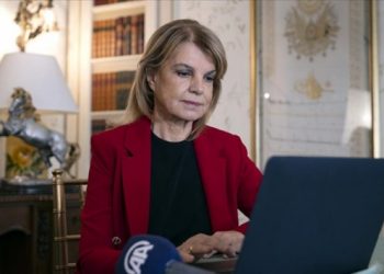 &Ccedil;iller'in oy oranına AKP'liler bile g&uuml;ld&uuml;!