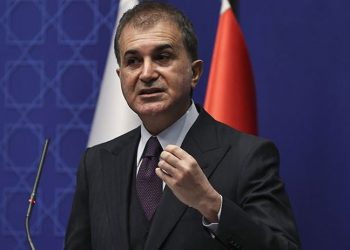 Ömer Çelik 'asgari ücret' sorusunu geçiştirdi