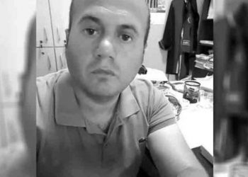 Öğretim üyesi doktor evinde ölü bulundu