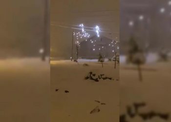 İki il yine karanlığa gömüldü: Ukrayna'da savaş olmasına rağmen elektrik var, Isparta'da yok