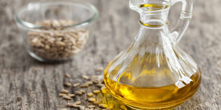 İktidara yakın medyadan ‘Evde ayçiçek yağı nasıl yapılır’ tarifi