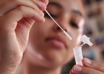 İngiltere'de ücretsiz Covid testinin son günü: Bilim insanları kaygılı