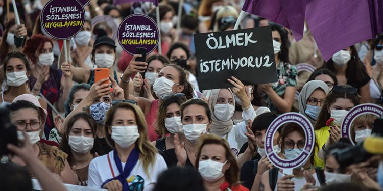 İstanbul Sözleşmesi’nden çıkıldığından beri 278 kadın öldürüldü, 235’i ise ‘şüpheli’ şekilde öldü