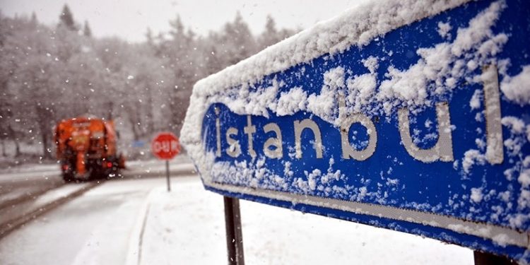 İstanbul Valiliği aldığı kar tedbirlerini ve sorumluluk alanlarını açıkladı