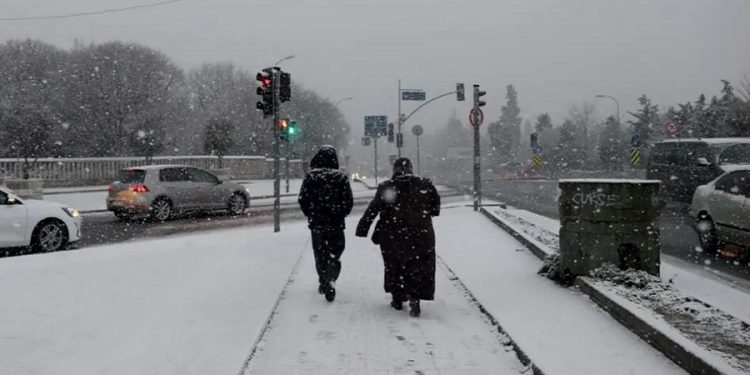 İstanbul beyaza büründü