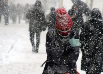 İstanbul'da kar yasakları: Okullar tatil edildi