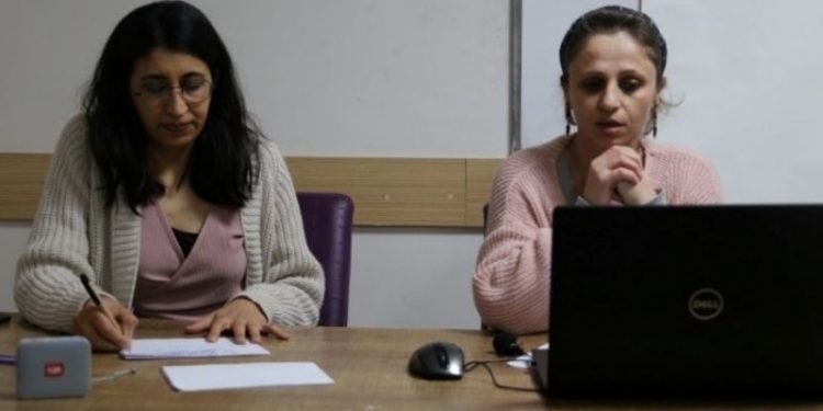 İstanbul'da ‘Sovyet Kürtlerinde kadının dildeki emeği’ konulu söyleşi