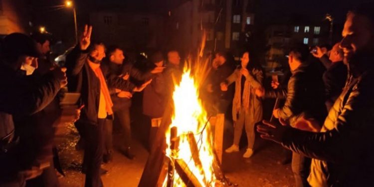 İstanbul’da ateşler yakılmaya başlandı: Bijî Newroz