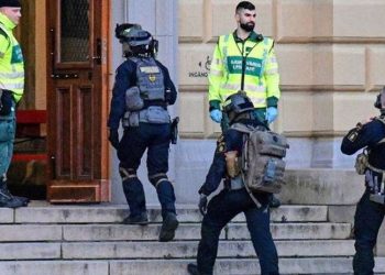 İsveç'te liseye silahlı saldırı: 2 ölü