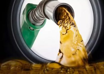 İyi Parti, akaryakıttaki KDV oranının yüzde 1'e indirilmesi için kanun teklifi verdi